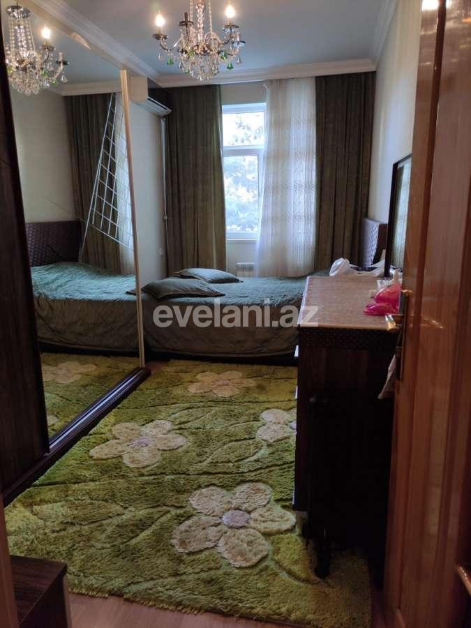 Satılır, köhnə tikili, 2 otaqlı, 48 m², Azadlıq prospekti m.