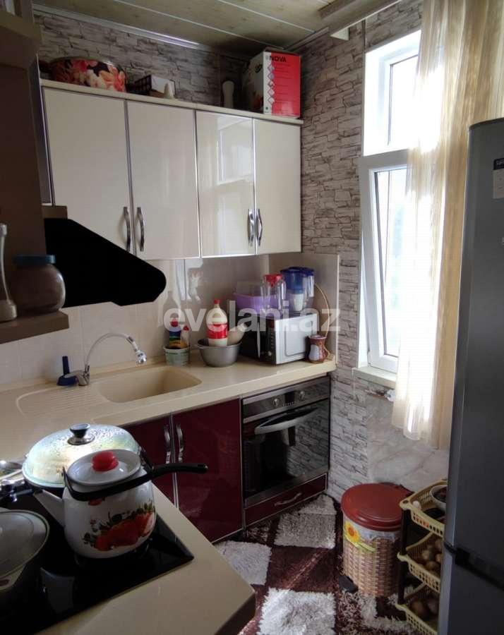 Satılır, köhnə tikili, 2 otaqlı, 48 m², Azadlıq prospekti m.