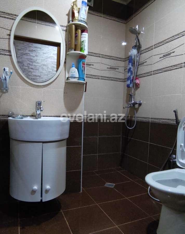 Satılır, köhnə tikili, 2 otaqlı, 48 m², Azadlıq prospekti m.