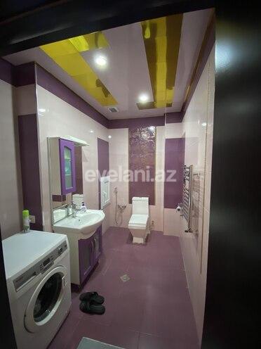 Satılır, yeni tikili, 3 otaqlı, 155 m², 8-ci mikrorayon q.