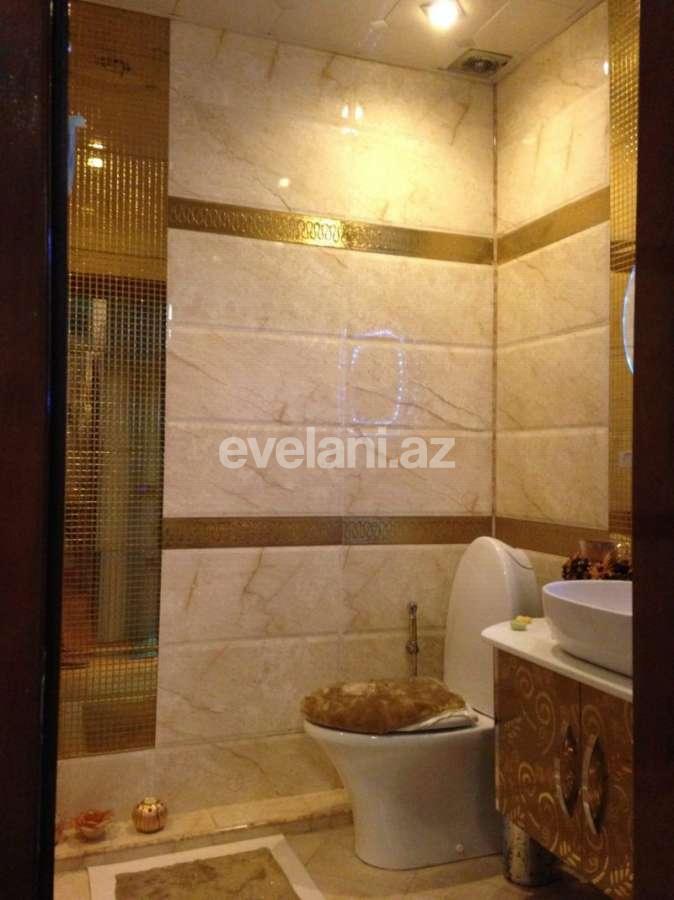 Sale, old building, 4 room, 85 m², 9-th microdistrict d.