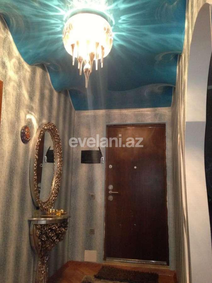 Sale, old building, 4 room, 85 m², 9-th microdistrict d.