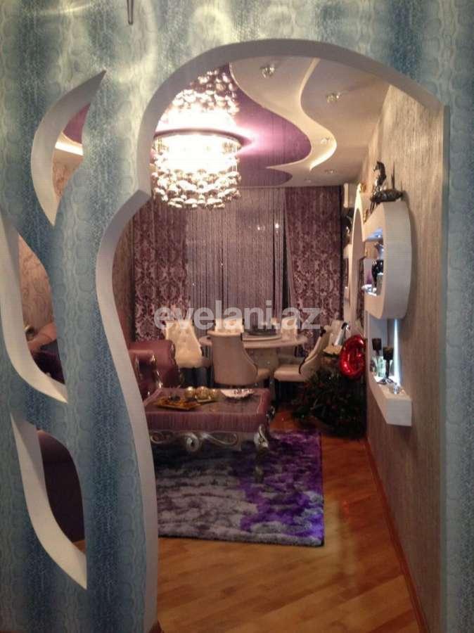 Sale, old building, 4 room, 85 m², 9-th microdistrict d.