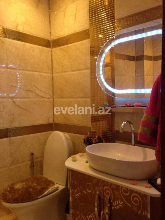 Sale, old building, 4 room, 85 m², 9-th microdistrict d.