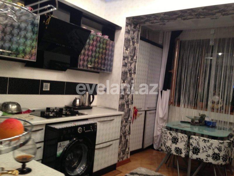 Sale, old building, 4 room, 85 m², 9-th microdistrict d.