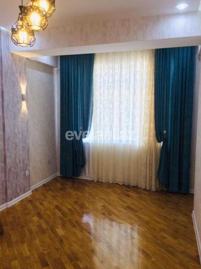 Satılır, yeni tikili, 2 otaqlı, 80 m², İnşaatçılar m.