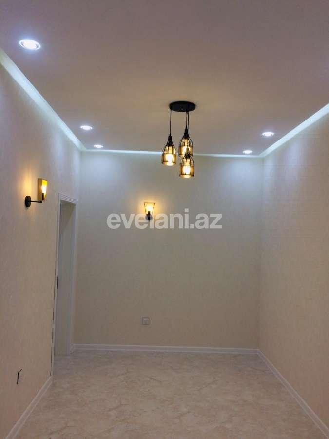 Satılır, yeni tikili, 2 otaqlı, 80 m², İnşaatçılar m.