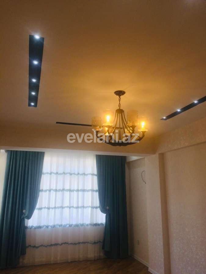 Satılır, yeni tikili, 2 otaqlı, 80 m², İnşaatçılar m.