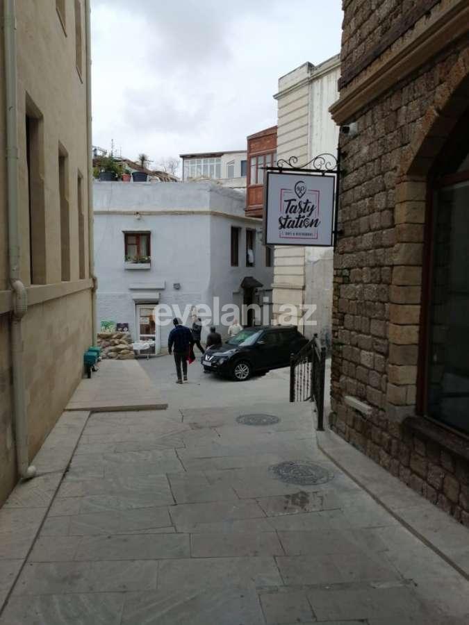 Satılır, köhnə tikili, 2 otaqlı, 55 m², İçəri Şəhər m.