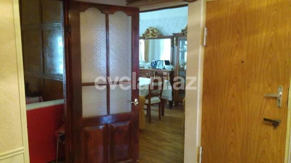 Sale, old building, 4 room, 110 m², 8-th microdistrict d.