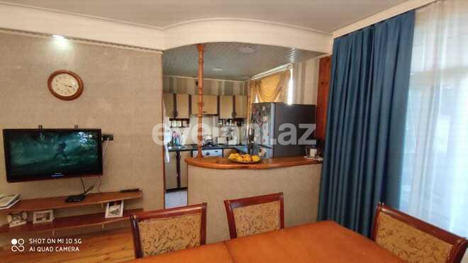 Продаётся, вторичка, 3-комнаты, 68 m², Бакиханова p.