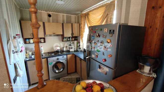 Продаётся, вторичка, 3-комнаты, 68 m², Бакиханова p.