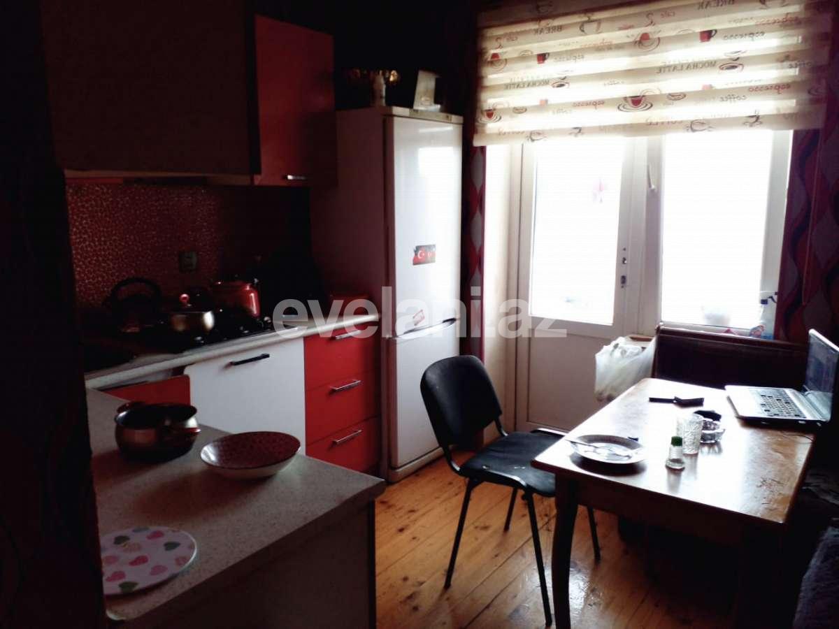 Satılır, köhnə tikili, 3 otaqlı, 80 m², Həzi Aslanov m.