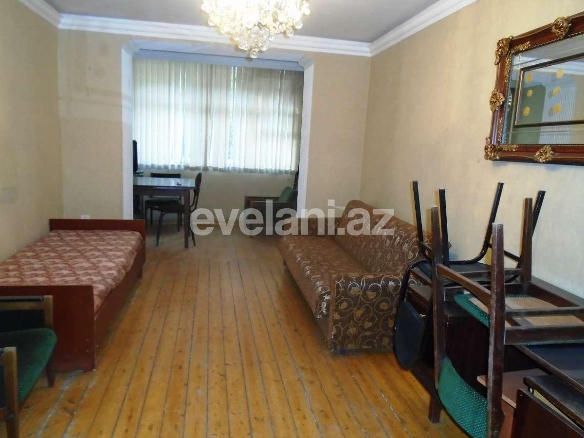 Kirayə verilir, köhnə tikili, 2 otaqlı, 60 m², Elmlər Akademiyası m.