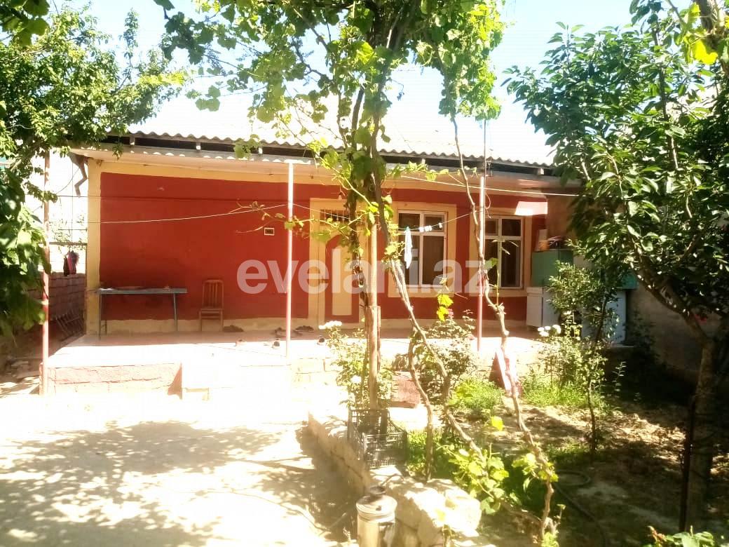 Satılır, həyət evi / bağ, 3 otaqlı, 100 m², Savalan q.