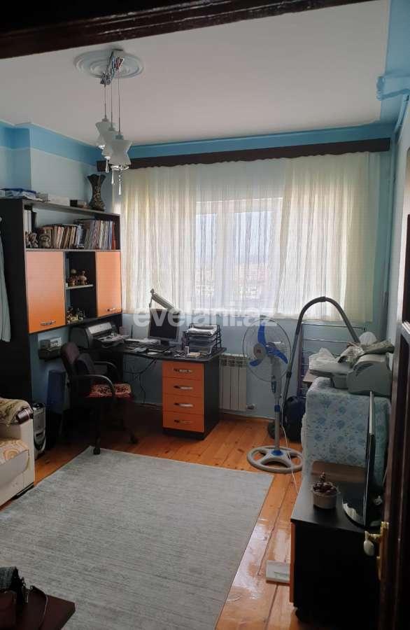 Satılır, köhnə tikili, 5 otaqlı, 100 m², Yeni Günəşli q.