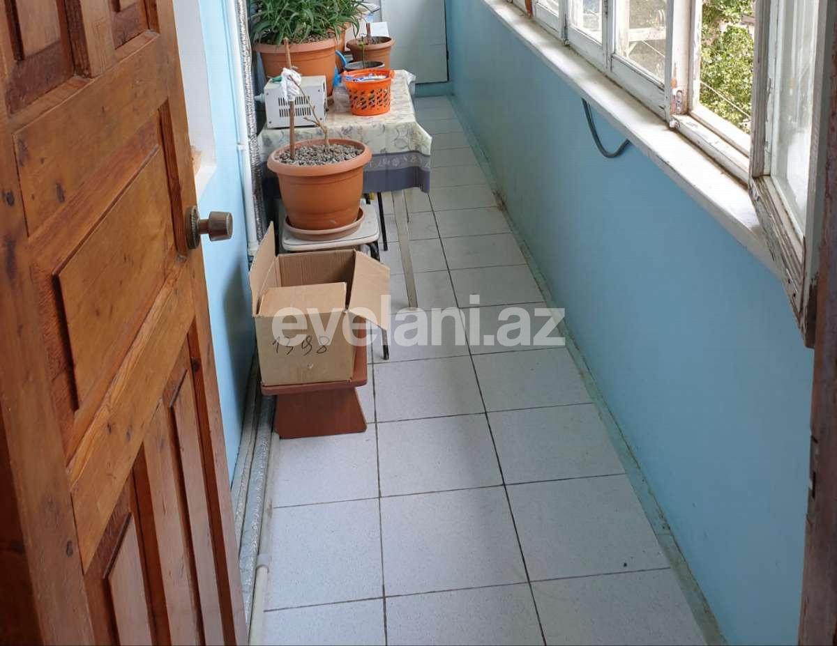 Satılır, köhnə tikili, 5 otaqlı, 100 m², Yeni Günəşli q.