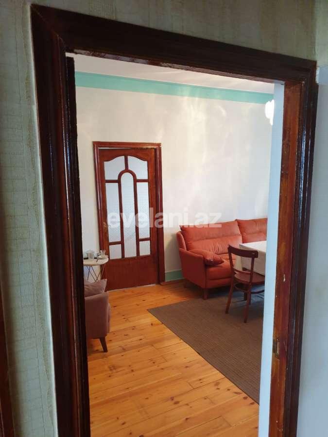 Satılır, köhnə tikili, 5 otaqlı, 100 m², Yeni Günəşli q.