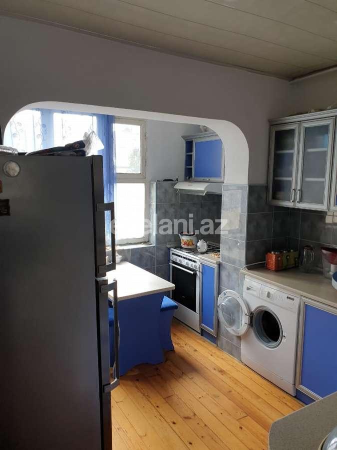 Satılır, köhnə tikili, 5 otaqlı, 100 m², Yeni Günəşli q.