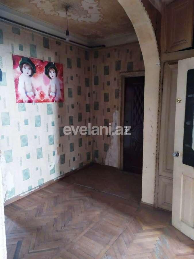 Satılır, köhnə tikili, 3 otaqlı, 80 m², Həzi Aslanov m.