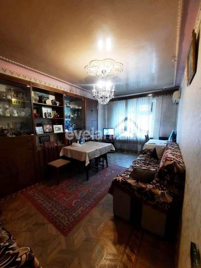 Satılır, köhnə tikili, 3 otaqlı, 80 m², Həzi Aslanov m.