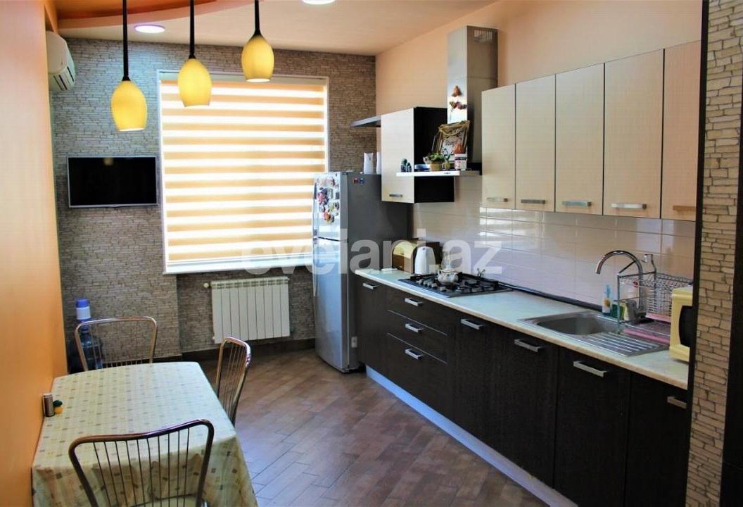 Продаётся, новостройка, 3-комнаты, 128 m², Элмляр Академиясы m.