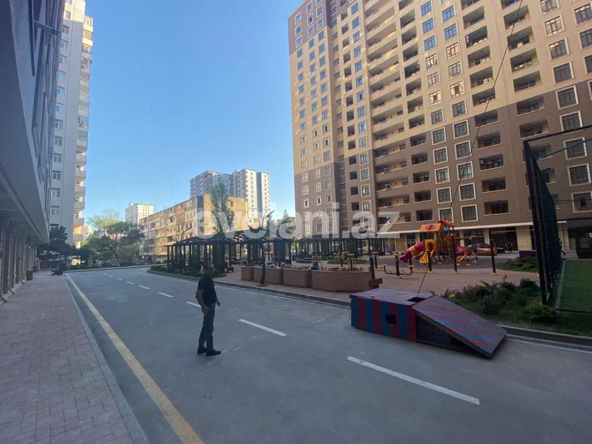 Satılır, yeni tikili, 2 otaqlı, 53 m², İnşaatçılar m.