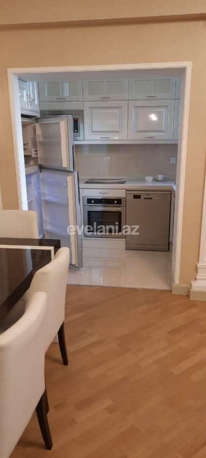 Сдаётся, новостройка, 3-комнаты, 134 m², Иншаатчылар m.