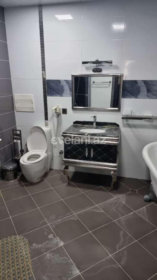 Sale, new building, 4 room, 210 m², Inshaatchilar m.