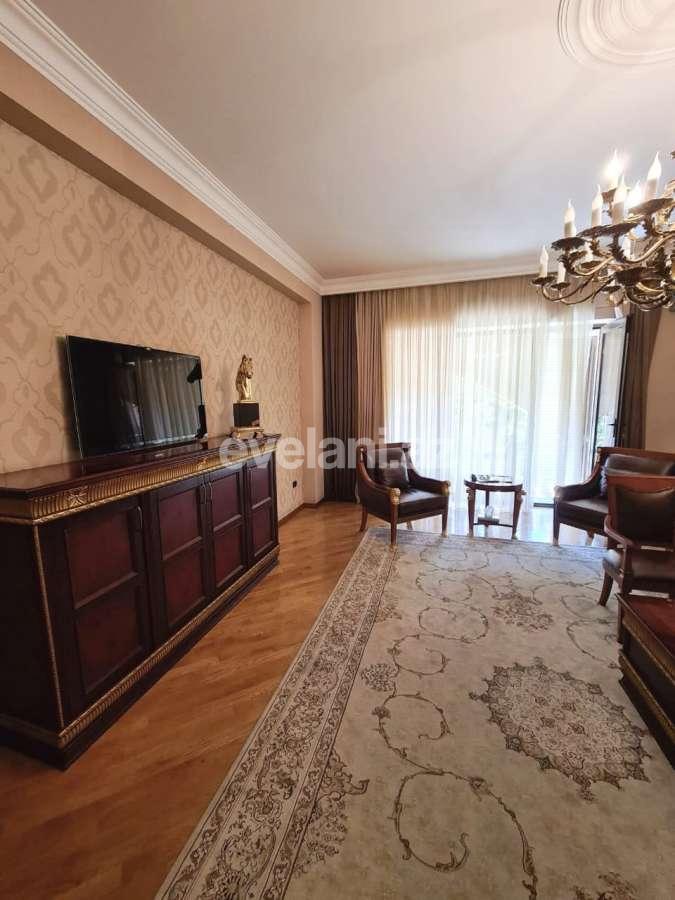 Rent, office, 5 room, 200 m², Nasimi r.