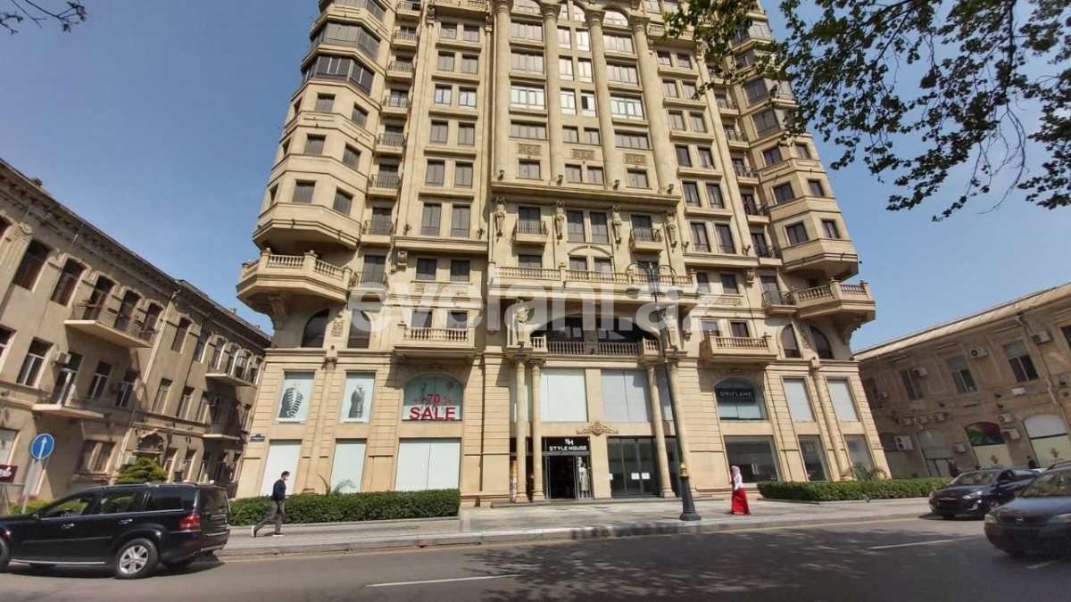 Rent, office, 5 room, 200 m², Nasimi r.