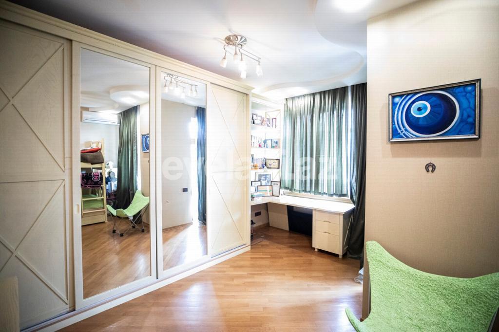 Satılır, yeni tikili, 3 otaqlı, 137 m², Şah İsmayıl Xətai m.