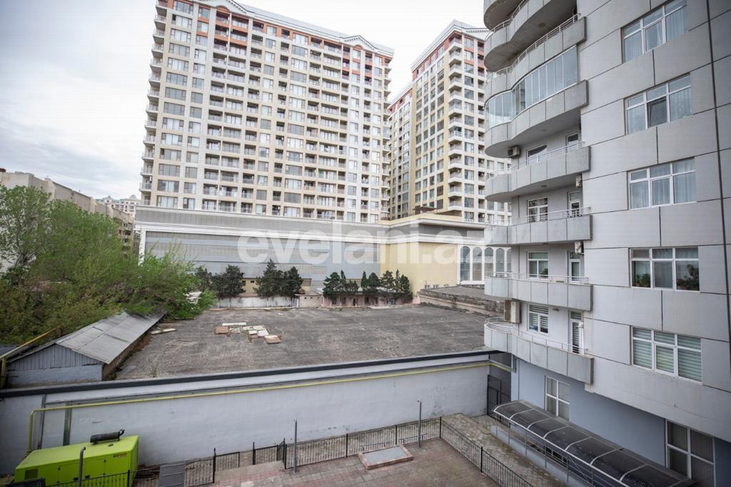 Satılır, yeni tikili, 3 otaqlı, 137 m², Şah İsmayıl Xətai m.