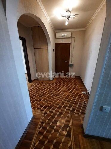 Sale, old building, 3 room, 80 m², 9-th microdistrict d.