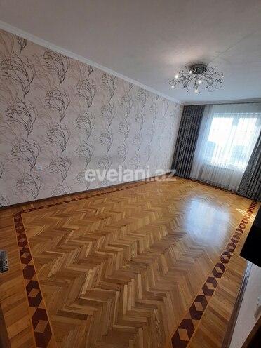 Sale, old building, 3 room, 80 m², 9-th microdistrict d.