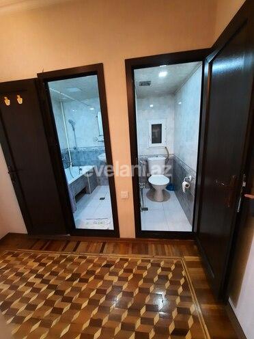 Sale, old building, 3 room, 80 m², 9-th microdistrict d.