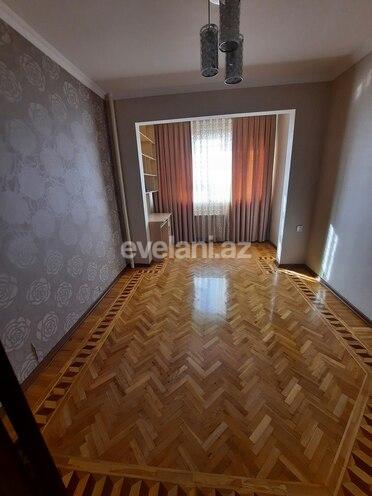 Sale, old building, 3 room, 80 m², 9-th microdistrict d.