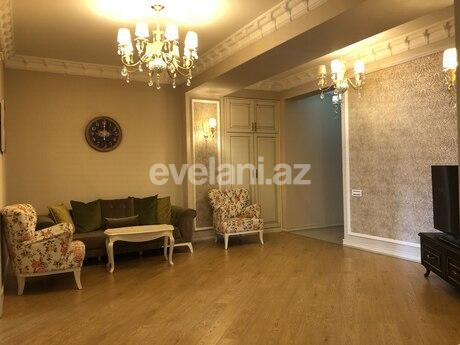 Satılır, yeni tikili, 4 otaqlı, 212 m², Şah İsmayıl Xətai m.