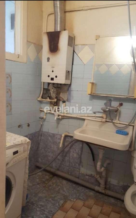 Satılır, köhnə tikili, 2 otaqlı, 42 m², Elmlər Akademiyası m.