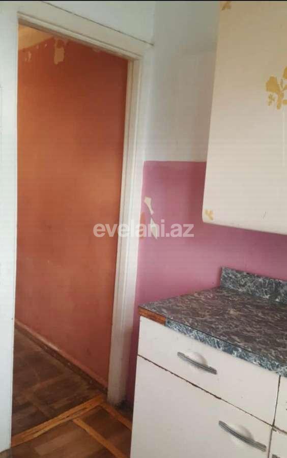 Satılır, köhnə tikili, 2 otaqlı, 42 m², Elmlər Akademiyası m.