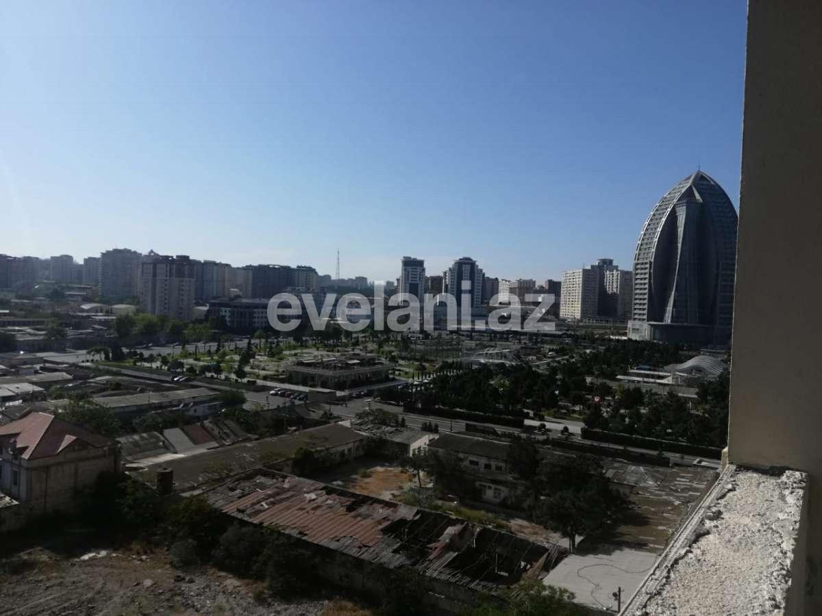 Satılır, yeni tikili, 4 otaqlı, 211 m², Şah İsmayıl Xətai m.