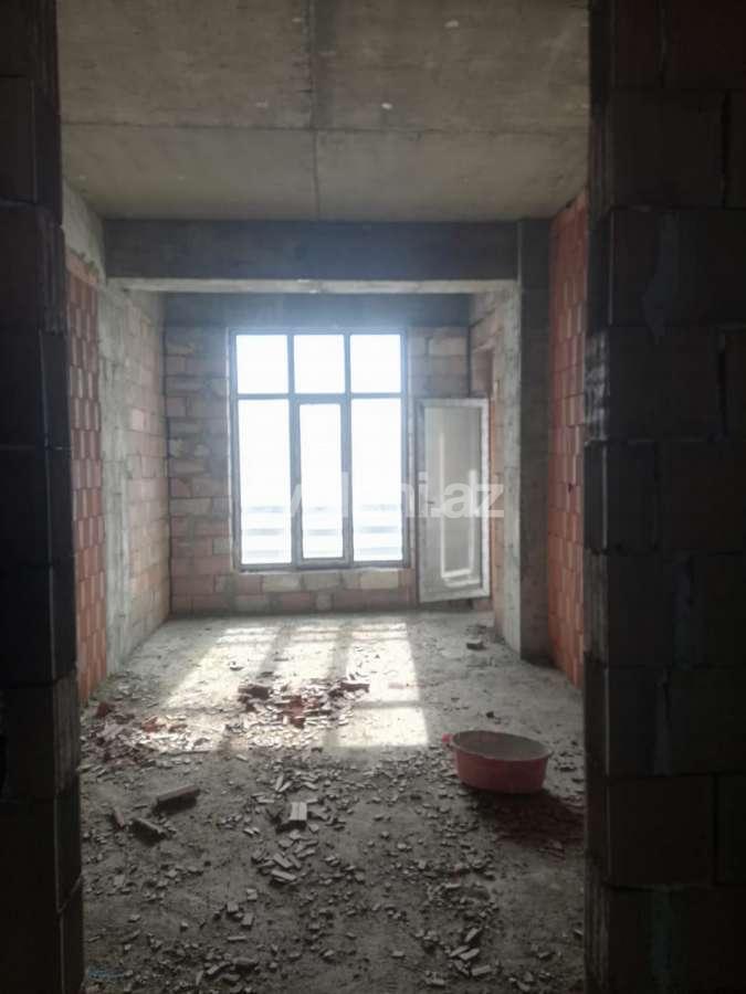 Satılır, yeni tikili, 4 otaqlı, 211 m², Şah İsmayıl Xətai m.