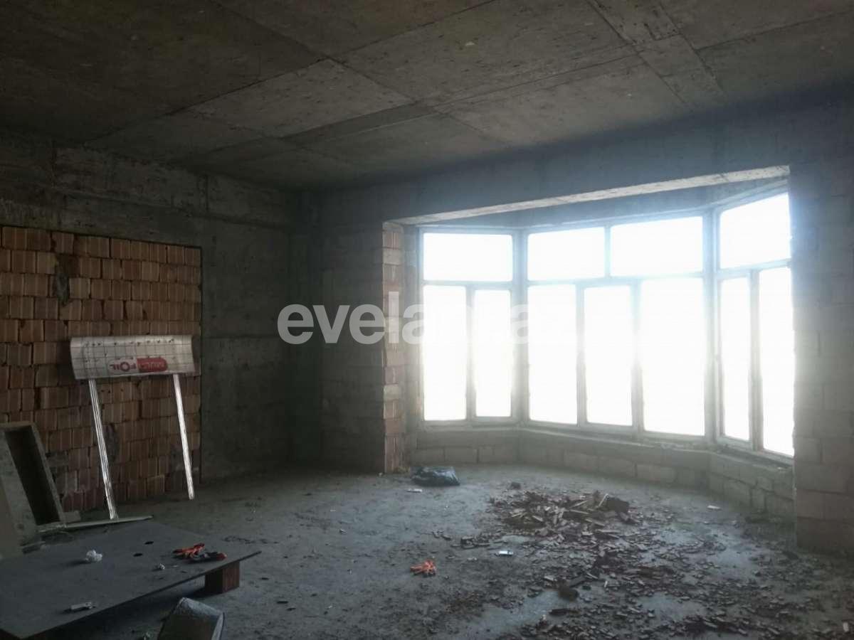 Satılır, yeni tikili, 4 otaqlı, 211 m², Şah İsmayıl Xətai m.