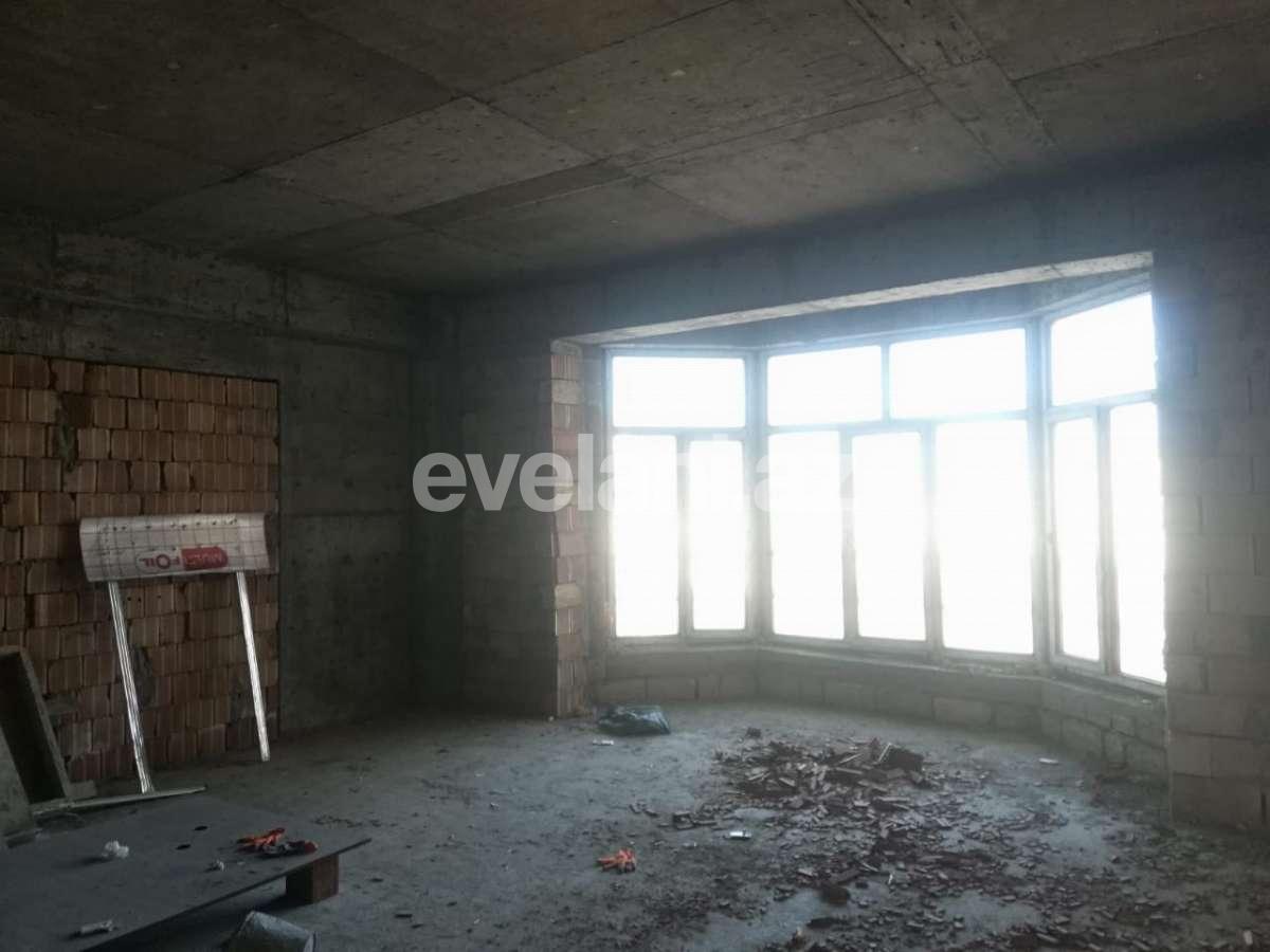 Satılır, yeni tikili, 4 otaqlı, 211 m², Şah İsmayıl Xətai m.