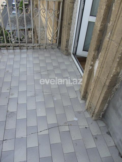 Satılır, köhnə tikili, 3 otaqlı, 130 m², İçəri Şəhər m.