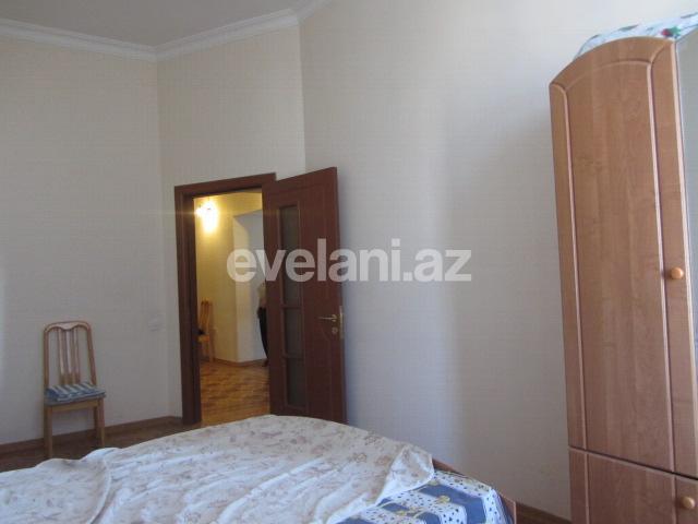 Satılır, köhnə tikili, 3 otaqlı, 130 m², İçəri Şəhər m.