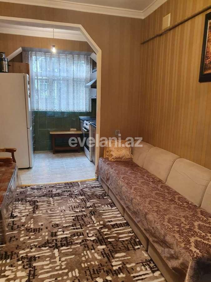 Satılır, köhnə tikili, 3 otaqlı, 80 m², Həzi Aslanov m.