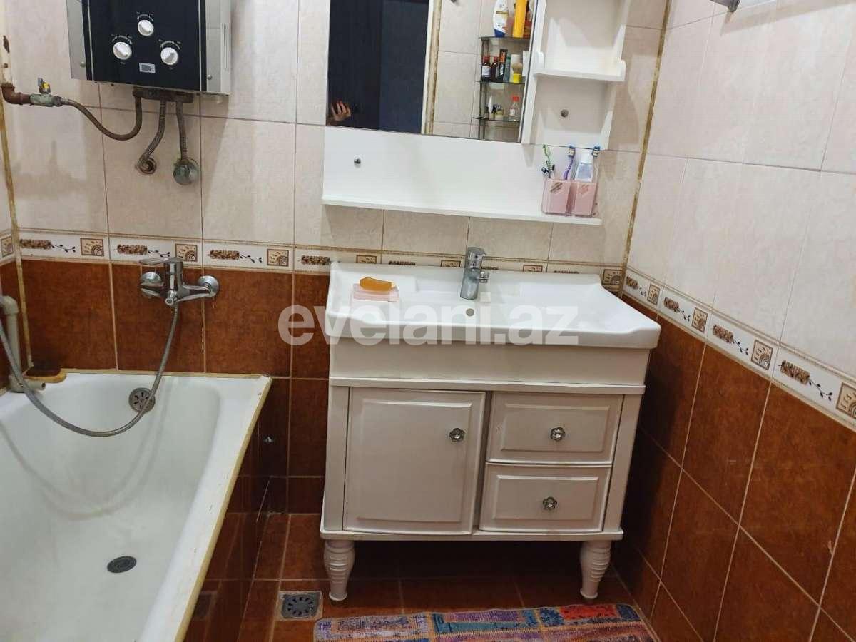 Satılır, köhnə tikili, 3 otaqlı, 80 m², Həzi Aslanov m.