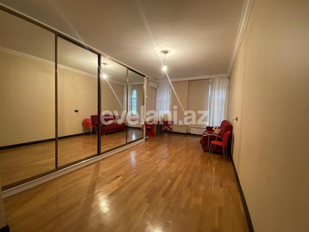 Satılır, yeni tikili, 5 otaqlı, 240 m², 28 may m.