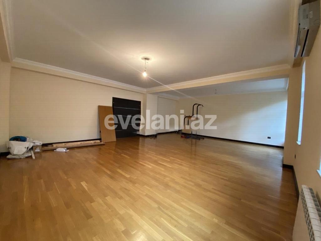 Satılır, yeni tikili, 5 otaqlı, 240 m², 28 may m.